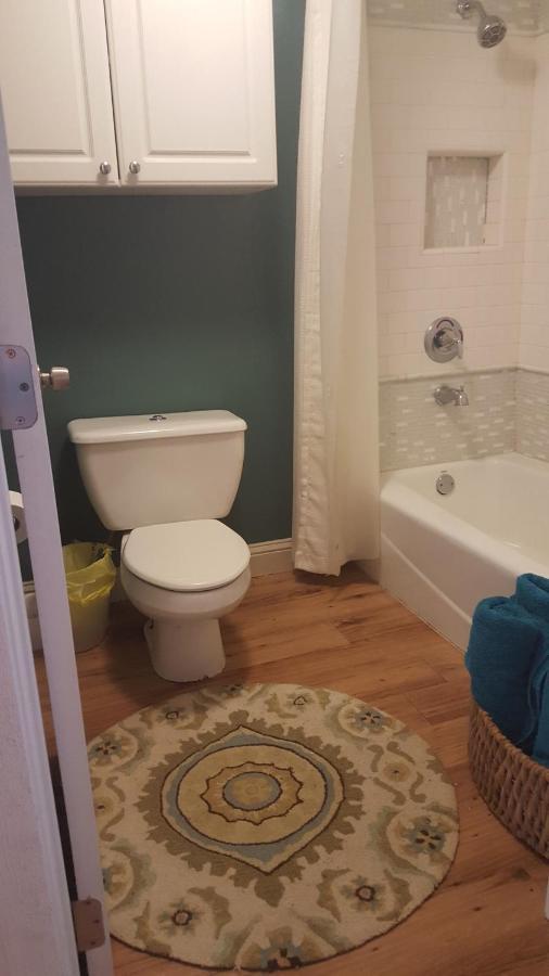 Lake Front Cottage Little Elm Екстер'єр фото