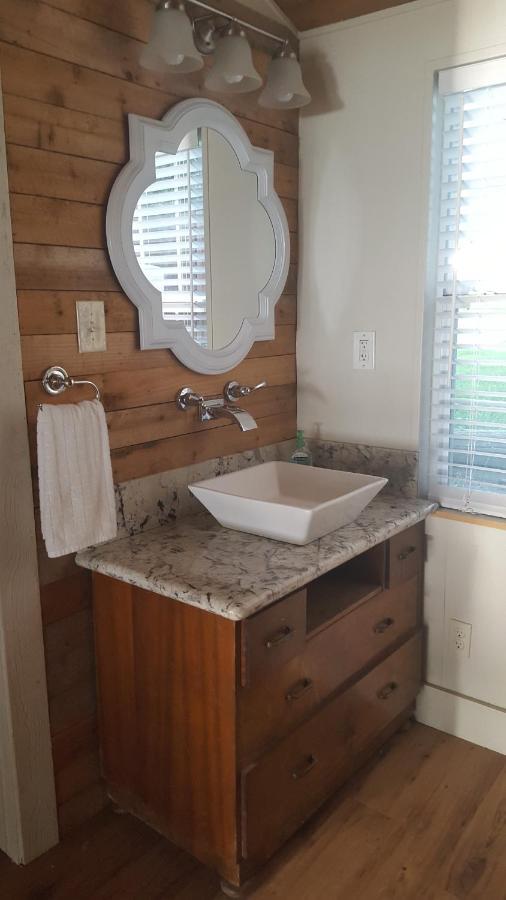 Lake Front Cottage Little Elm Екстер'єр фото