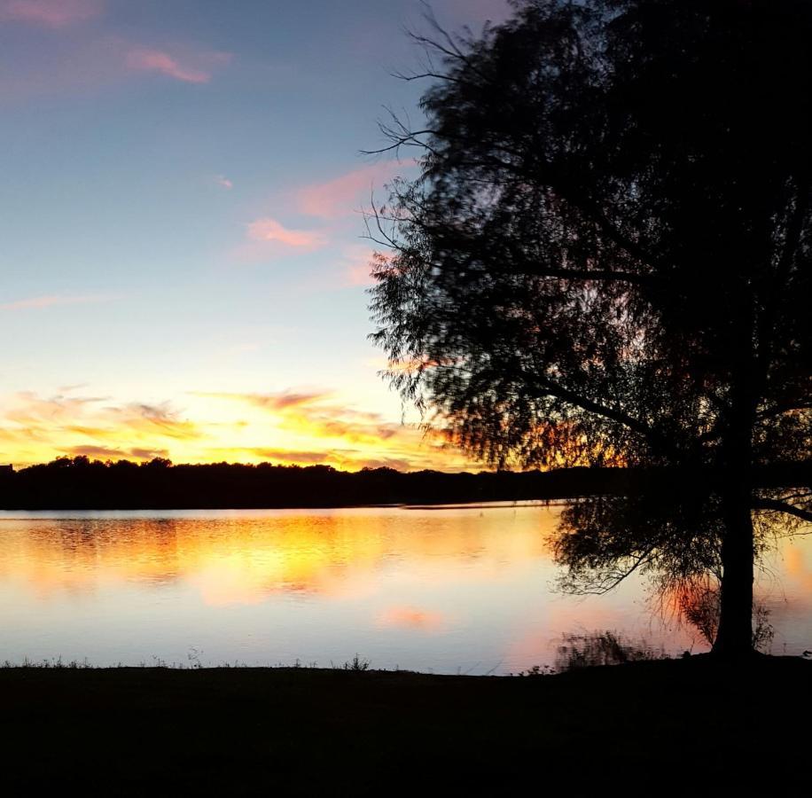 Lake Front Cottage Little Elm Екстер'єр фото
